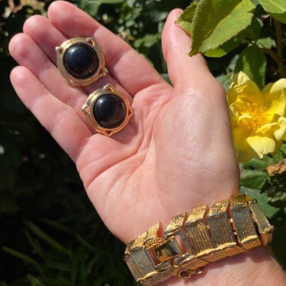 VTG MONET Brushed Gold Chain Link Bracelet and Earrings SET - Picture 3 of 9